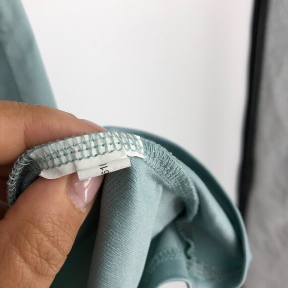 Reitmans Seafoam Blue/Green Rounded Square Neck Activewear Tank Top size 1x - Picture 6 of 13